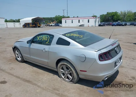 2013 Ford Mustang V6 из США, поврежденный, VIN 1ZVBP8AM2D5203675